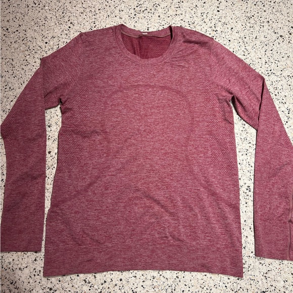 lululemon | Swiftly Relaxed-Fit Long Sleeve in Pomegranate/Pink Peony - Size 6 - Picture 2 of 6